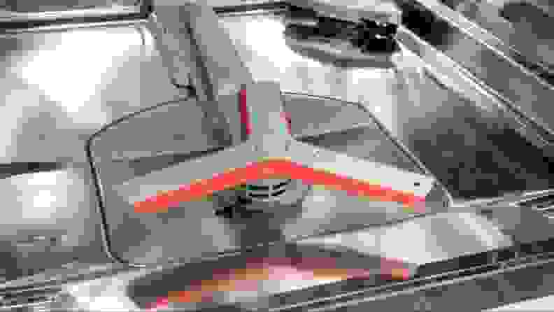 The PowerControl Spray Arm inside a Bosch 800 dishwasher.