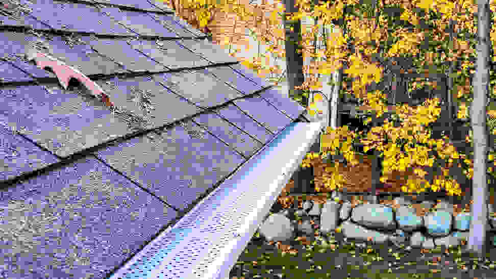 The flexxpoint 30-year-gutter-guard system