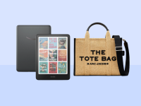 An Amazon Kindle Colorsoft and Marc Jacobs tote on an indigo background